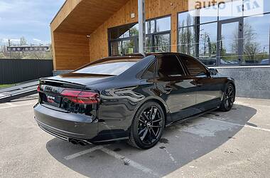 Седан Audi S8 2016 в Киеве