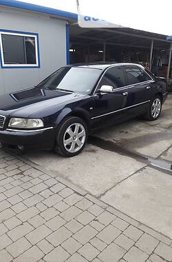 Седан Audi S8 1999 в Калуші