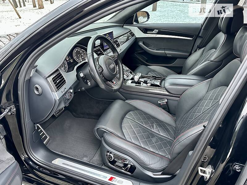 Седан Audi S8 2016 в Киеве фото 48 Седан Audi S8 2016 в Киеве