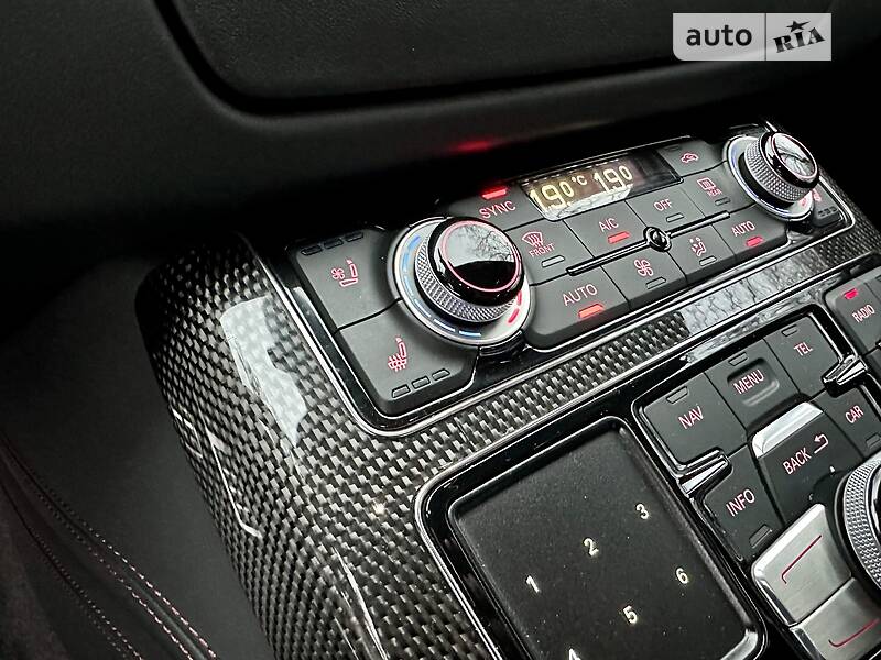 Седан Audi S8 2016 в Киеве фото 54 Седан Audi S8 2016 в Киеве