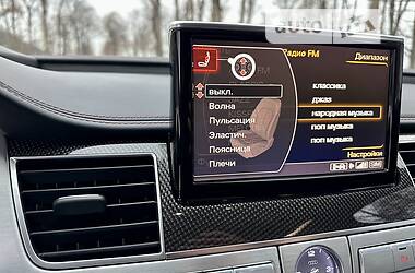 Седан Audi S8 2016 в 