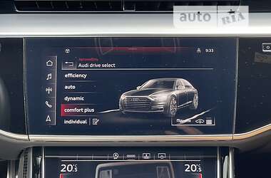 Седан Audi S8 2021 в 