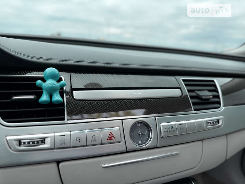 Седан Audi S8 2016 в Києві