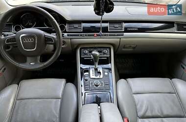 Седан Audi S8 2008 в Жашкове