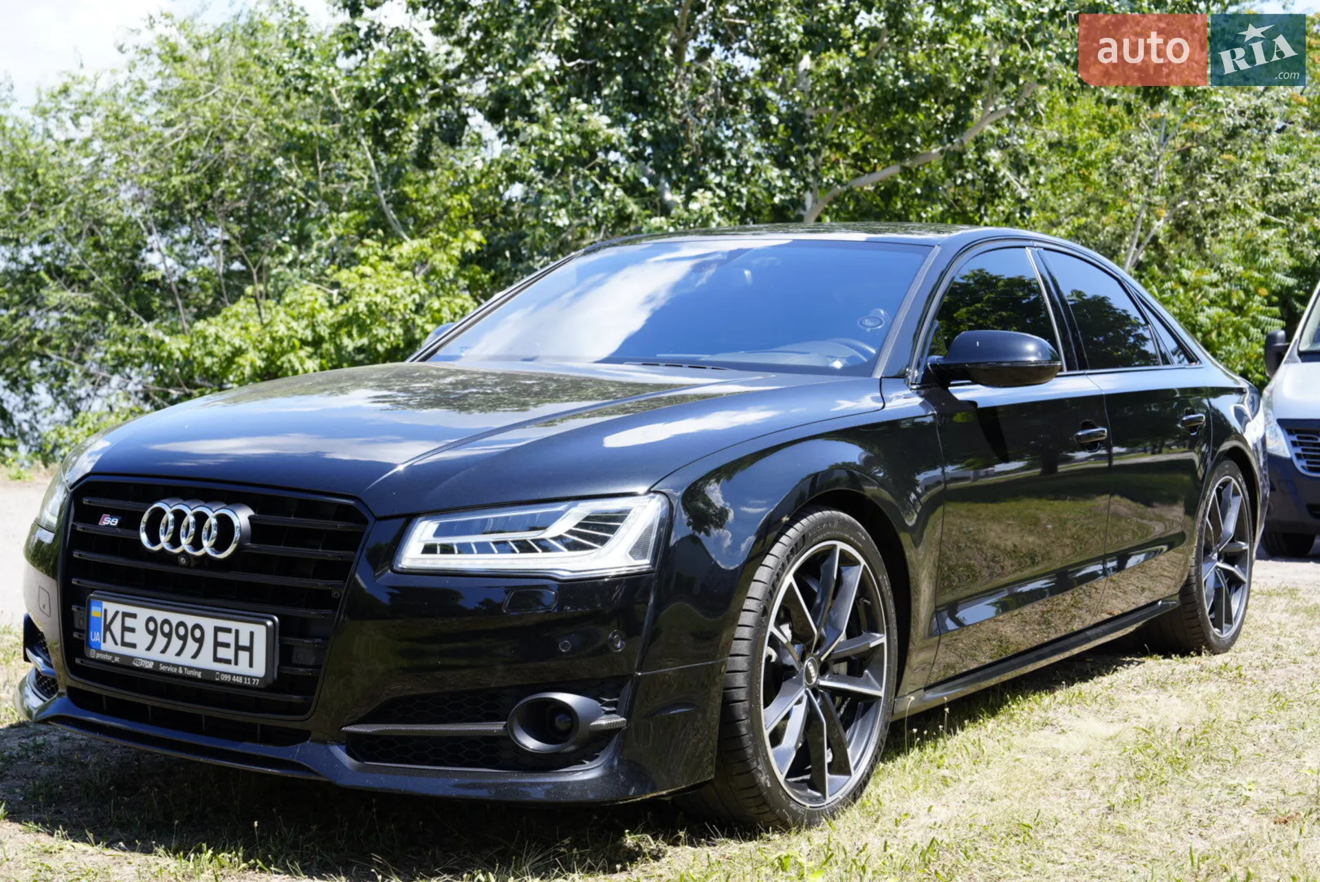 2017 Audi S8 - мініатюра 2