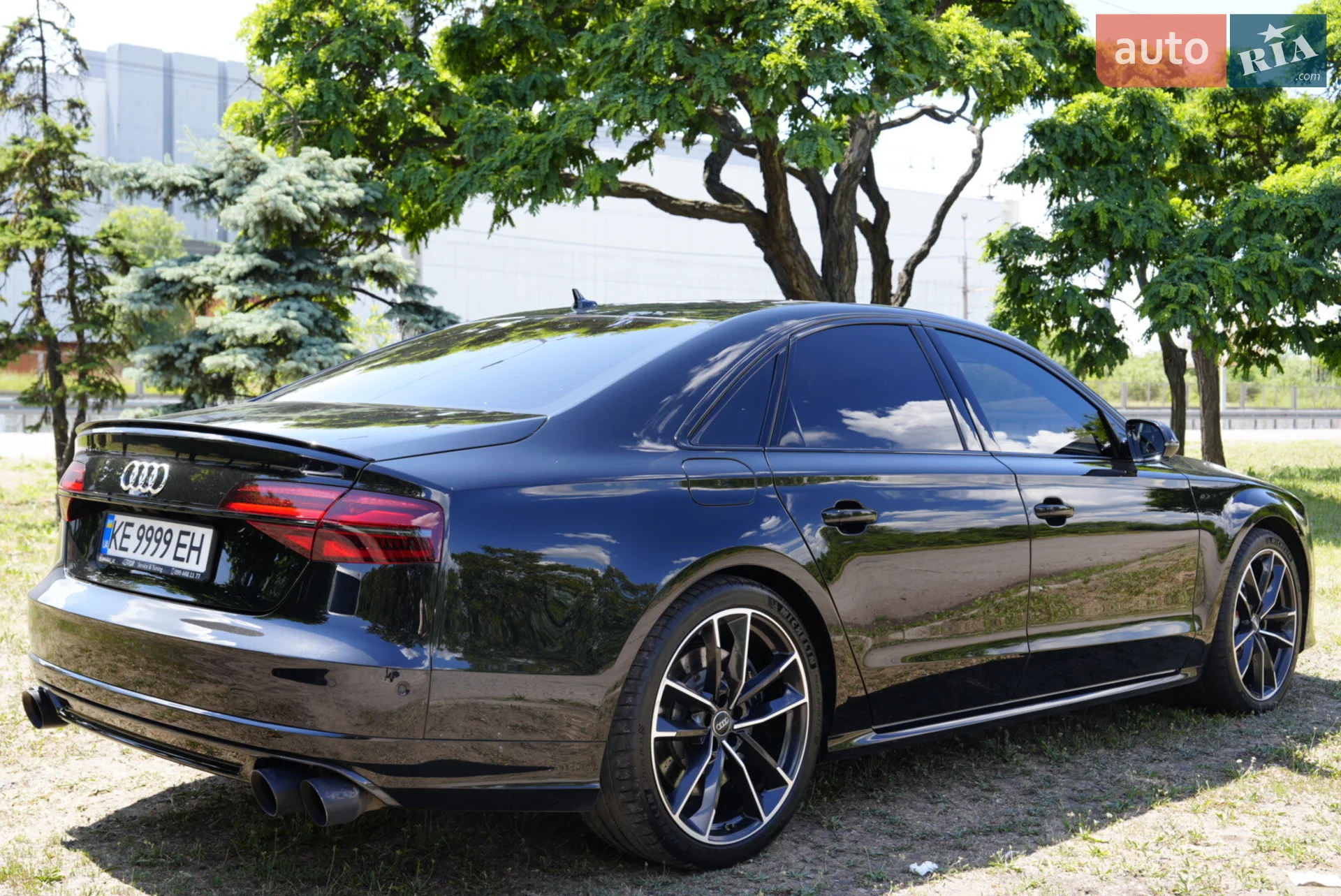 2017 Audi S8 - мініатюра 11