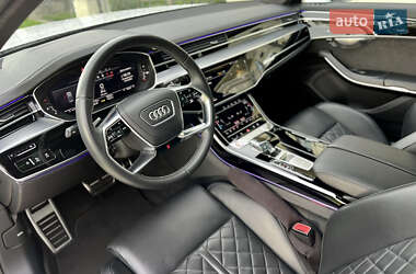 Седан Audi S8 2020 в 