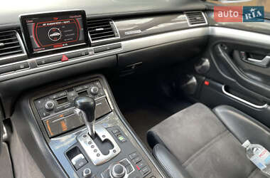 Седан Audi S8 2008 в 