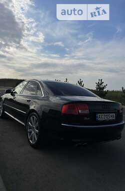 Седан Audi S8 2007 в 