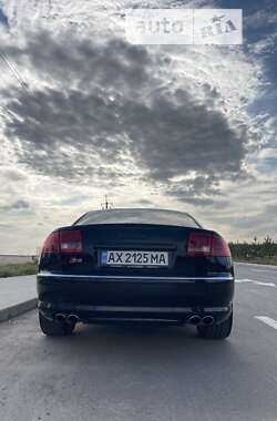 Седан Audi S8 2007 в 