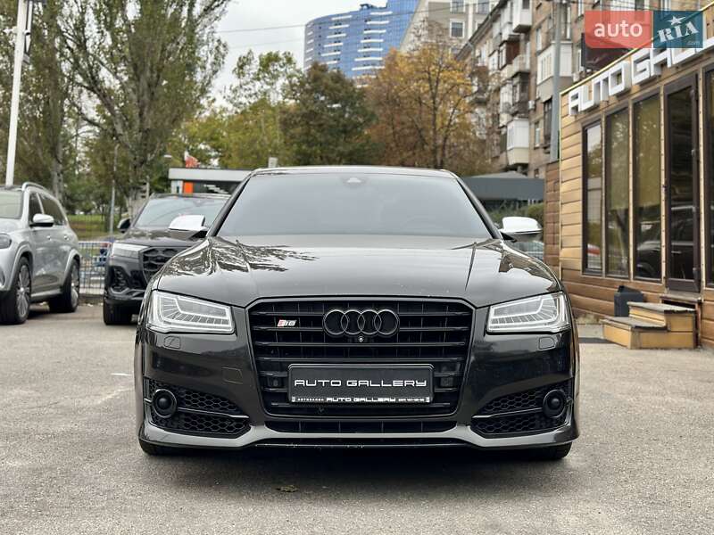 Седан Audi S8 2015 в Києві