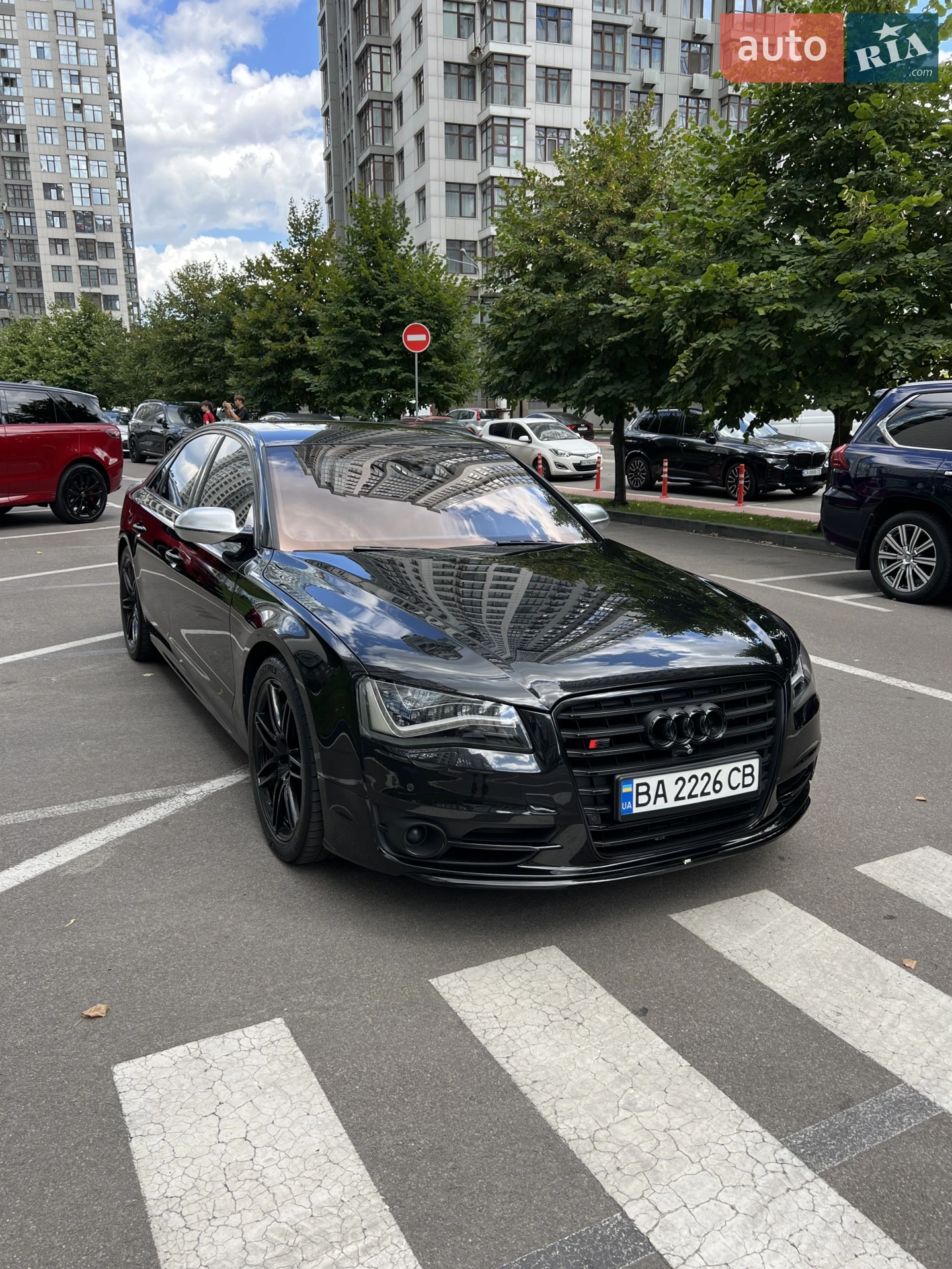 2012 Audi S8 - мініатюра 16