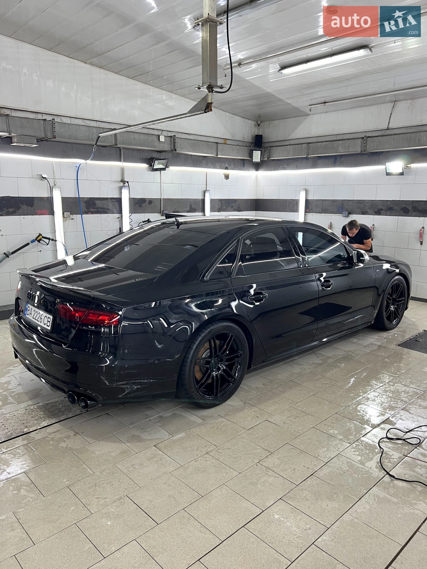 2012 Audi S8 - мініатюра 72