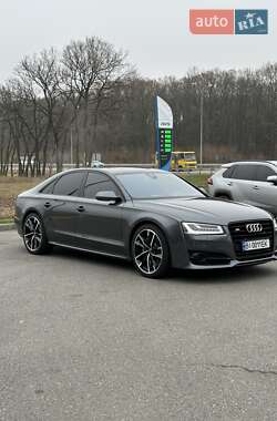 Седан Audi S8 2016 в Полтаве