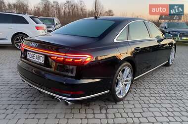 Седан Audi S8 2019 в 