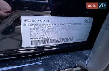 Седан Audi S8 2019 в 