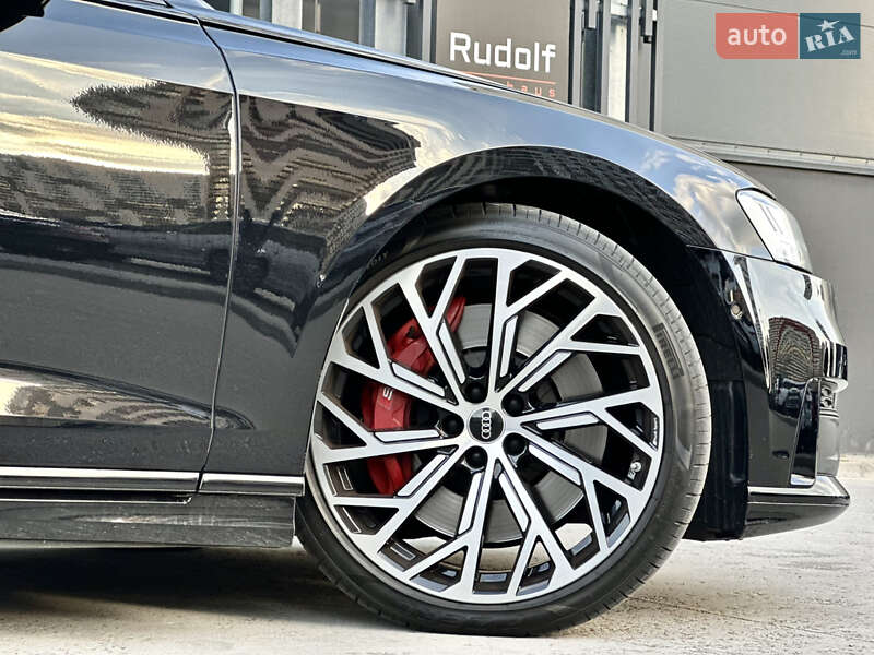 Седан Audi S8 2021 в Києві