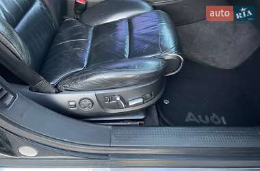 Седан Audi S8 2000 в 