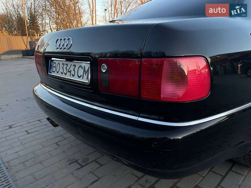 Седан Audi S8 2000 в Тернополе
