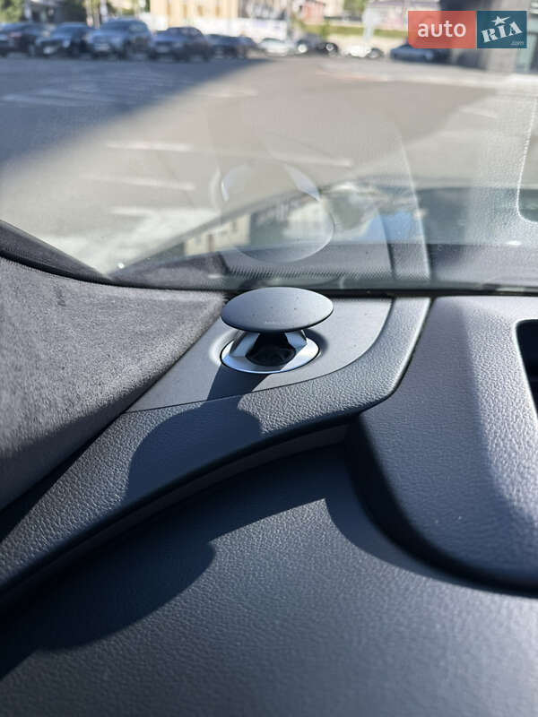 Седан Audi S8 2016 в Киеве фото 12 Седан Audi S8 2016 в Киеве