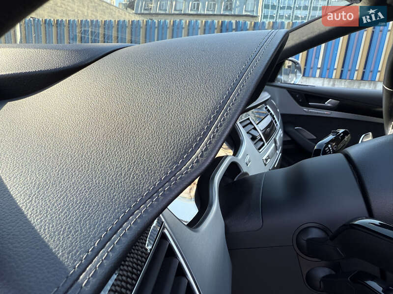 Седан Audi S8 2016 в Киеве фото 17 Седан Audi S8 2016 в Киеве