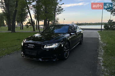 Седан Audi S8 2017 в Киеве