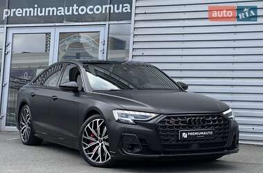 Седан Audi S8 2022 в Києві