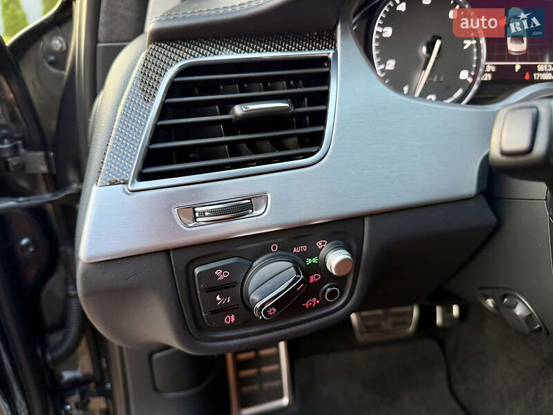 Седан Audi S8 2016 в Одессе