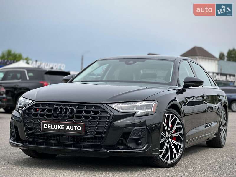 Седан Audi S8 2022 в Киеве