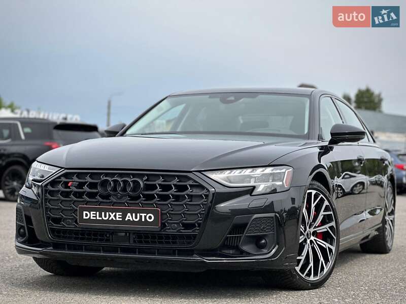 Седан Audi S8 2022 в Киеве