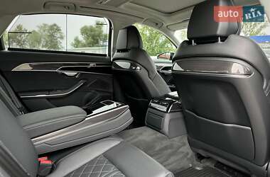 Седан Audi S8 2022 в 