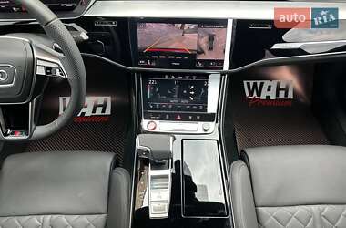 Седан Audi S8 2025 в 