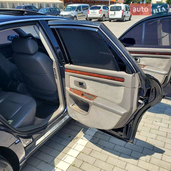Седан Audi S8 1999 в Калуші