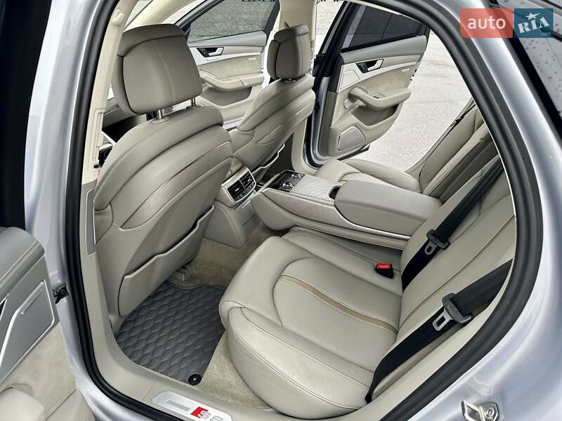 Седан Audi S8 2015 в Харкові фото 12 Седан Audi S8 2015 в Харкові