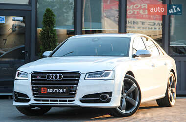 Седан Audi S8 2014 в Одессе