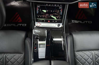 Седан Audi S8 2020 в 