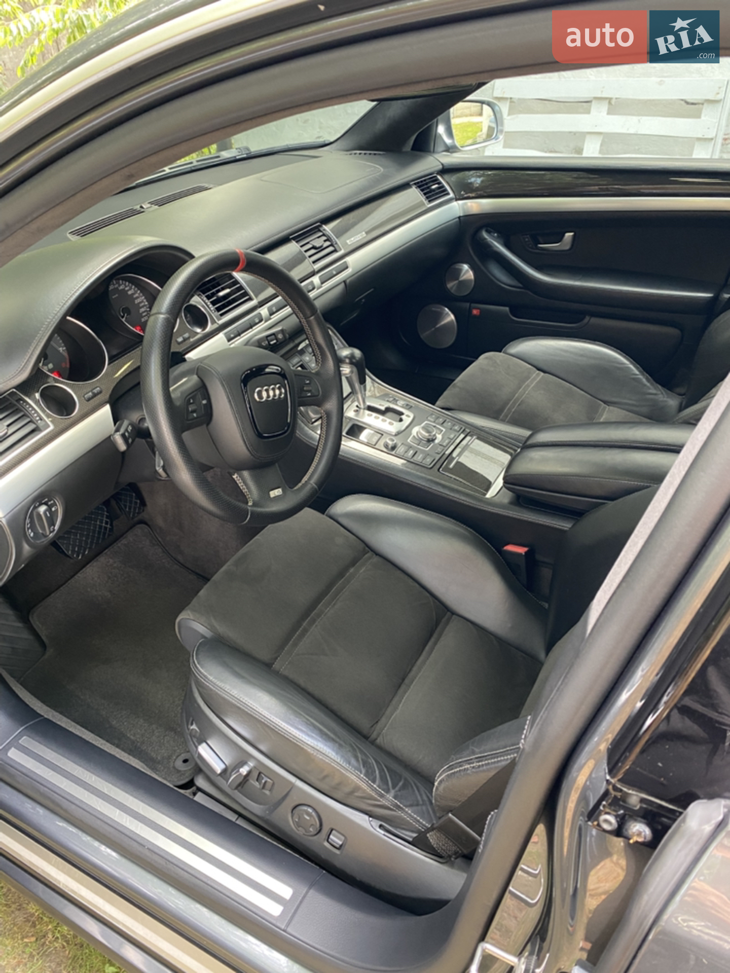 Audi S8 2007 VIN WAUZZZ4E37N026528 фото оголошення 27 з 34