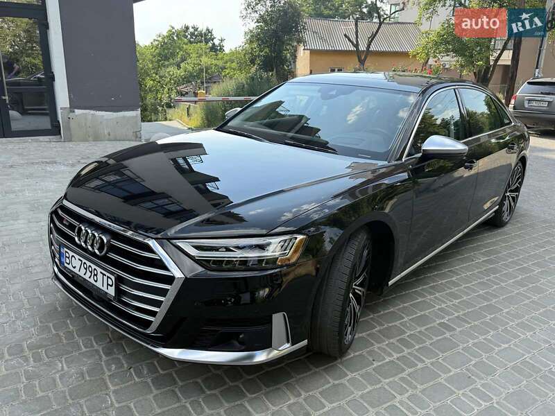 Седан Audi S8 2019 в Львове