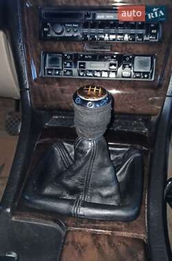 Седан Audi S8 1997 в 