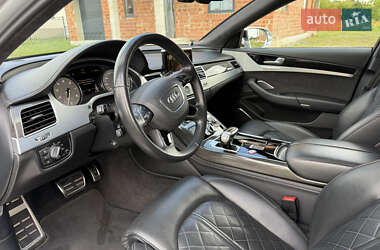 Седан Audi S8 2014 в 