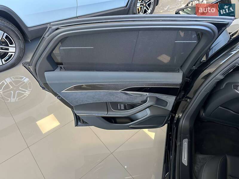 Седан Audi S8 2025 в Киеве фото 19 Седан Audi S8 2025 в Киеве