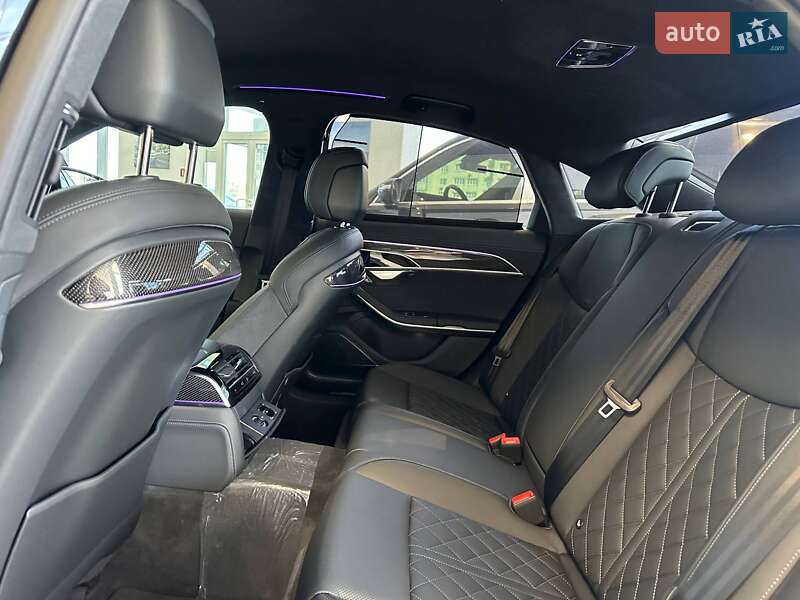 Седан Audi S8 2025 в Киеве фото 21 Седан Audi S8 2025 в Киеве
