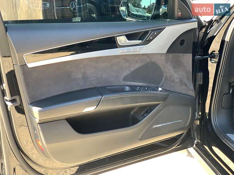 Седан Audi S8 2013 в Виннице фото 27 Седан Audi S8 2013 в Виннице