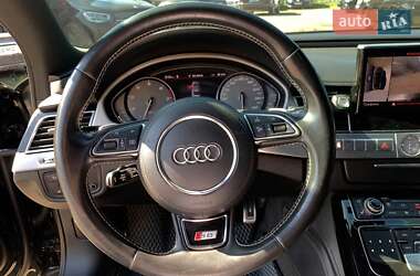 Седан Audi S8 2013 в 