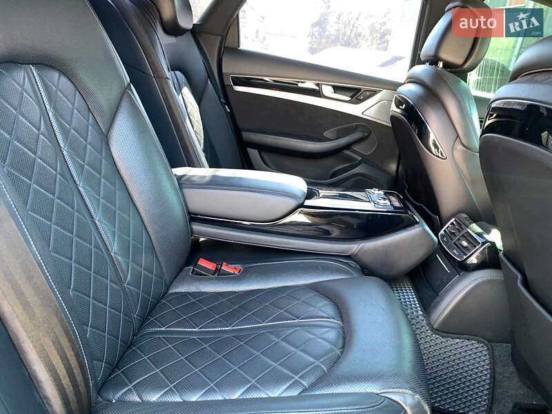 Седан Audi S8 2013 в Виннице фото 44 Седан Audi S8 2013 в Виннице