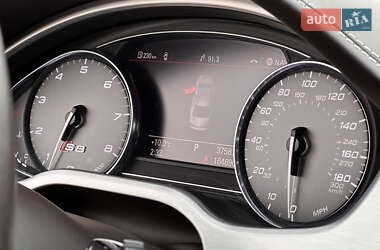 Седан Audi S8 2014 в 