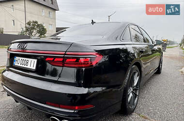 Седан Audi S8 2020 в 