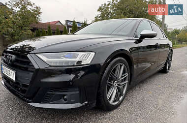 Седан Audi S8 2020 в 