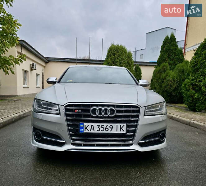 Седан Audi S8 2014 в Киеве