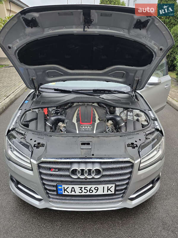 Седан Audi S8 2014 в Киеве